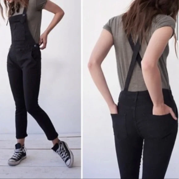 ✨SOLD✨ Free People Washed Black Denim Overalls - 26 - Picture 2 of 8